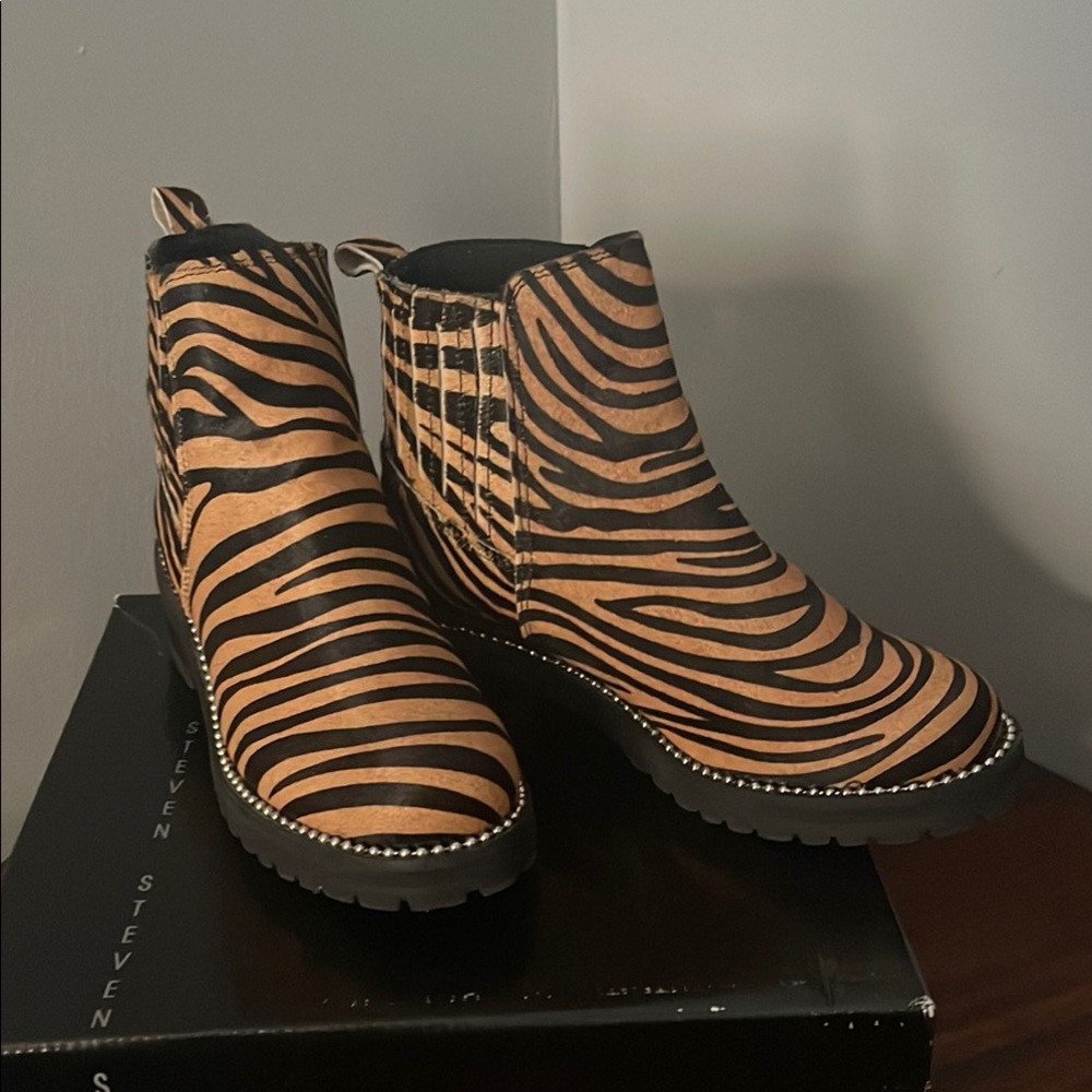 Steven By Steve Madden Black and Tan Ankle Boots with Zebra Print